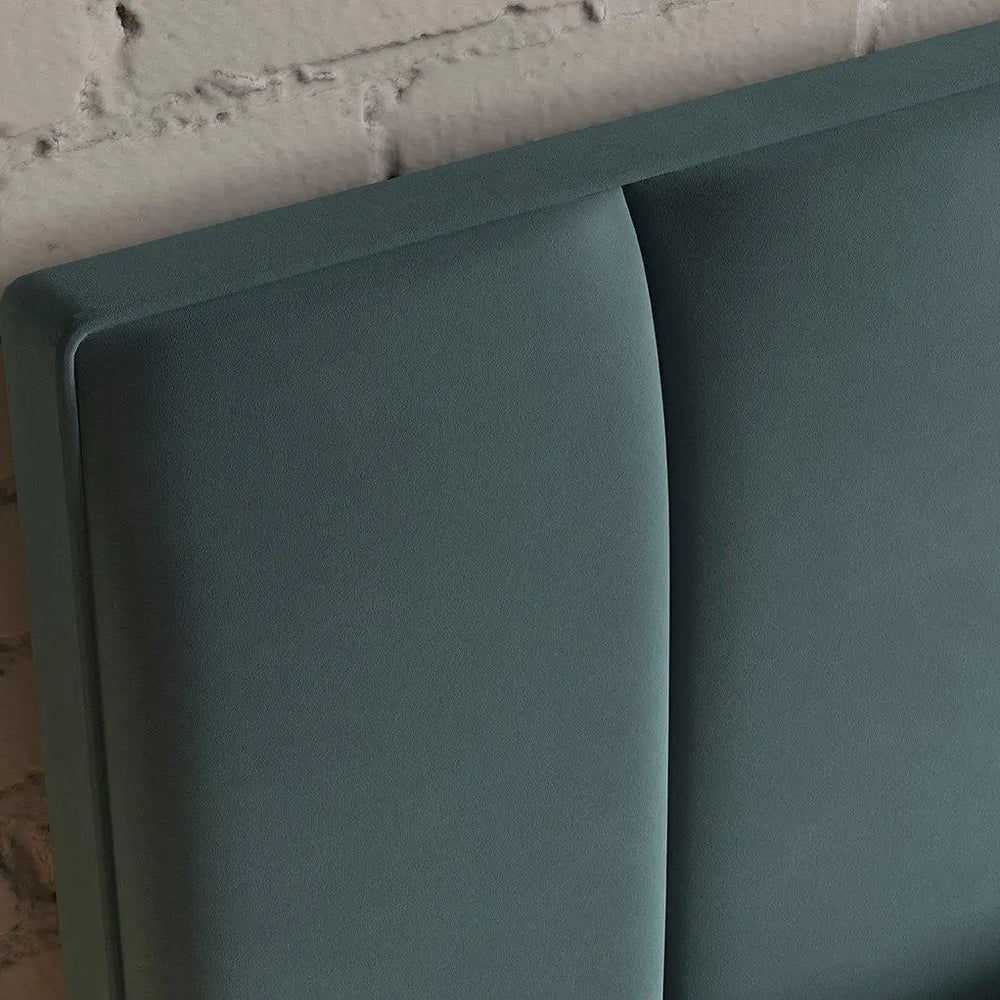 Dream Team Helvellyn Headboard - Blue Dreams