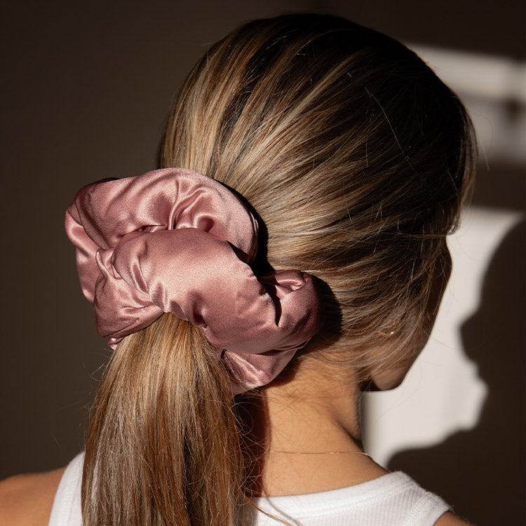 Damask Rose - Padded Scrunchie drowsysleepco