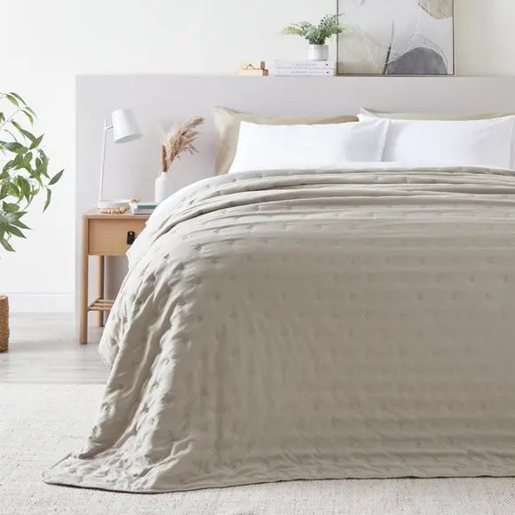 Ella Washed Bedspread Dunelm