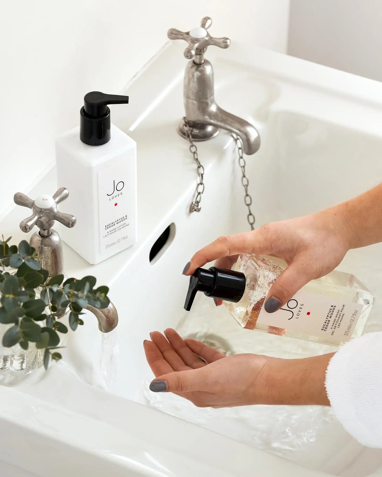 Eucalyptus & Cedar Woods - A Hand Wash Jo Loves