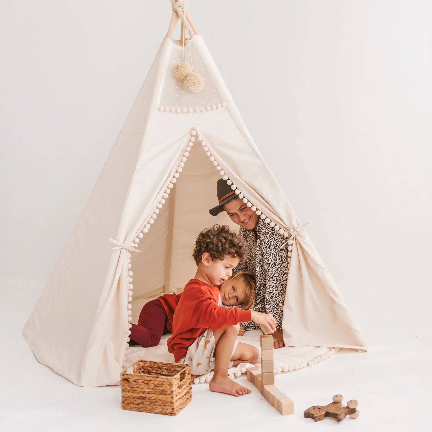 Extra Large Kids Teepee Tent with Pom Pom Decor MINICAMP