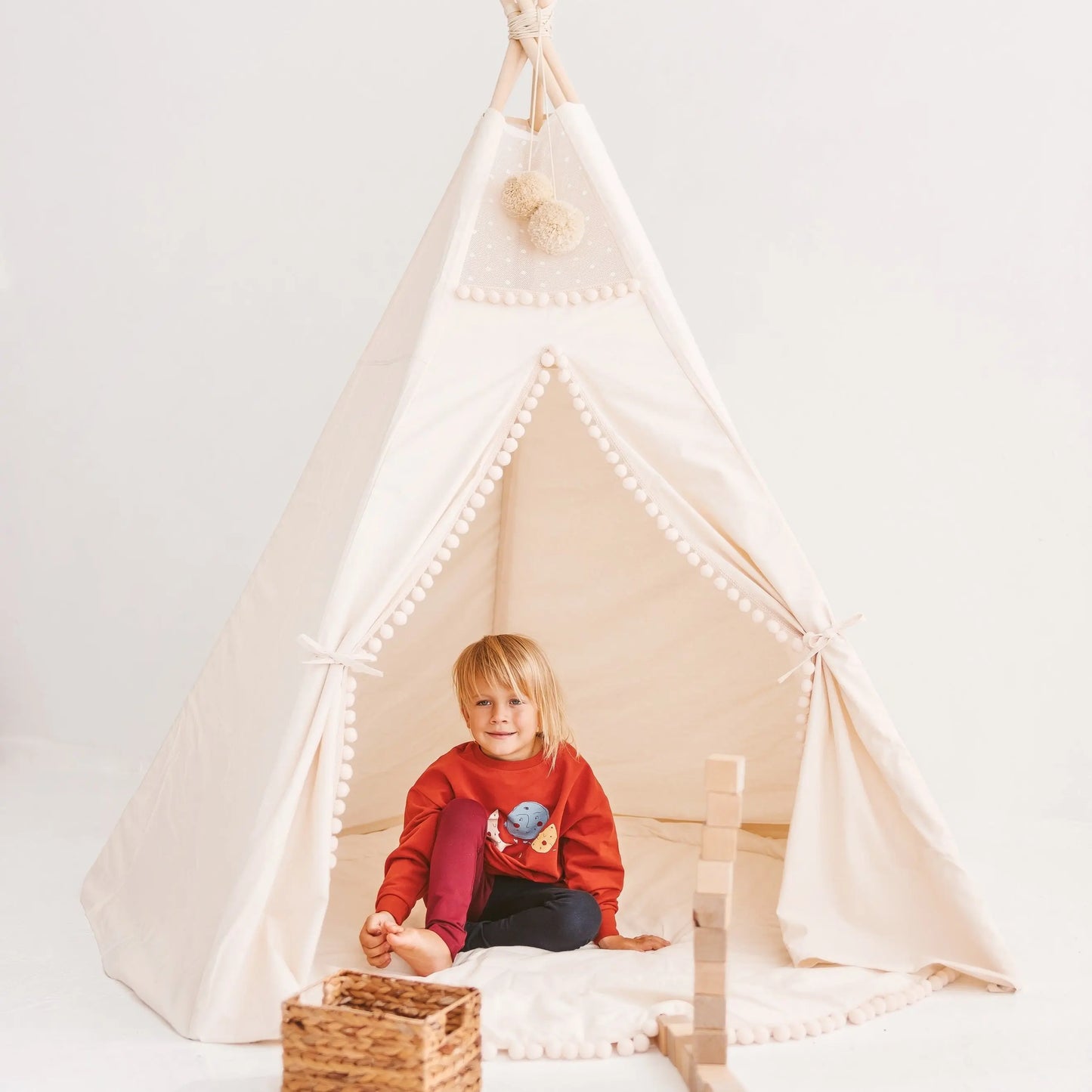 Extra Large Kids Teepee Tent with Pom Pom Decor MINICAMP