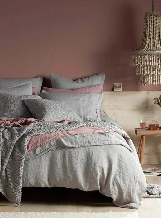 Flint 100% Bed