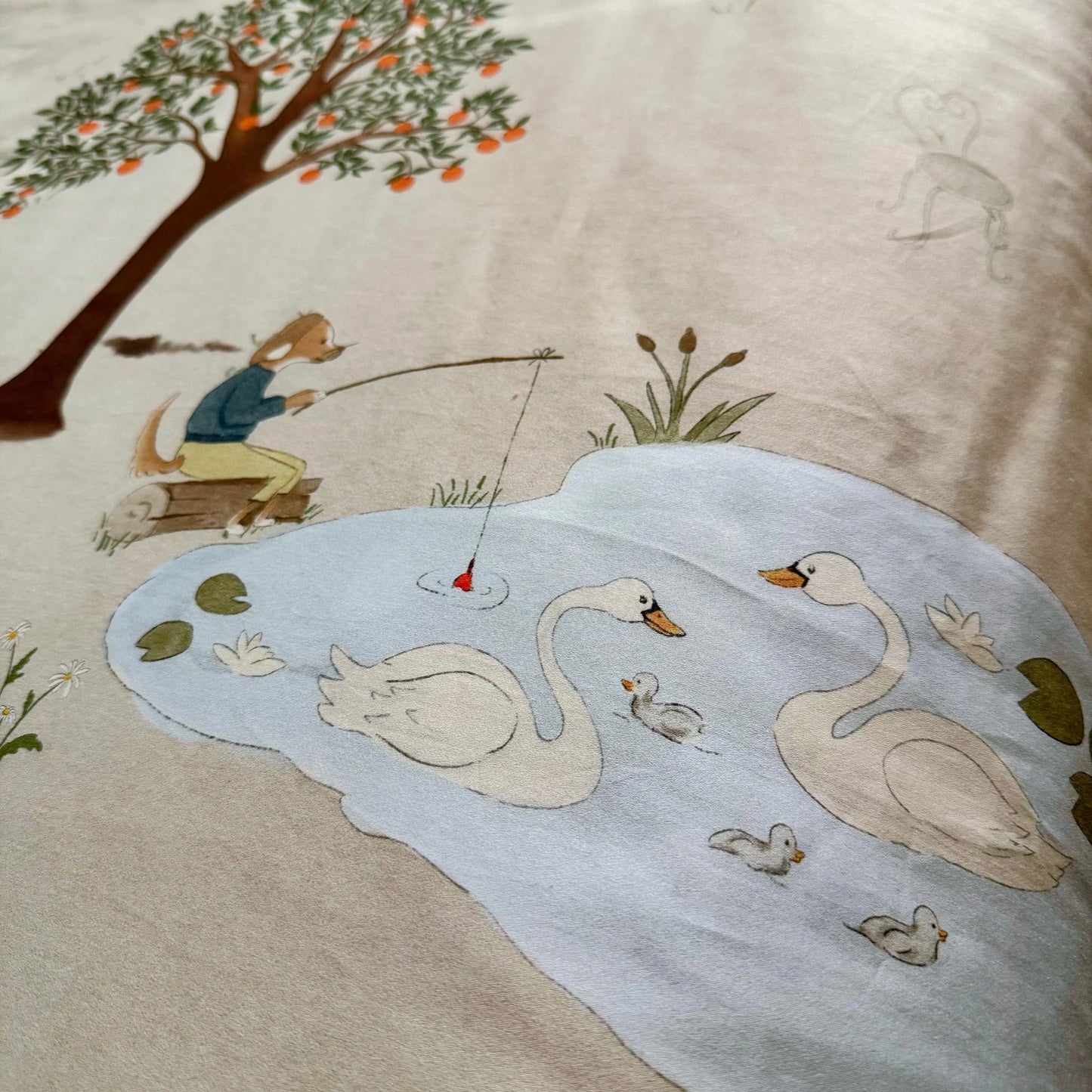 Follies in the Park - Reversible Beding Bundle Sukun: Luxurious bedding and homeware.