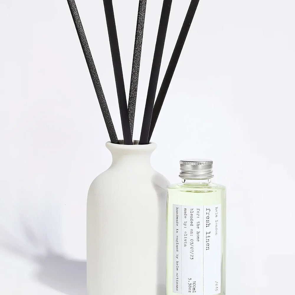 Fresh Linen Ceramic Reed Diffuser - 100ml Helm London
