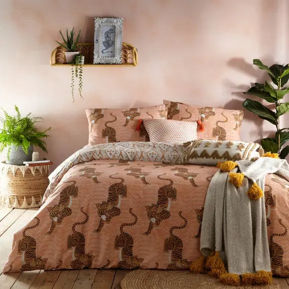 Furn. Tibetan Tiger Duvet Cover and Pillowcase Set Dunelm