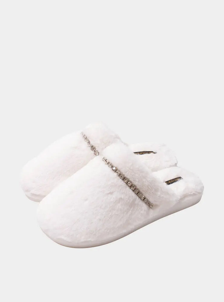 Gia in White Pretty You London