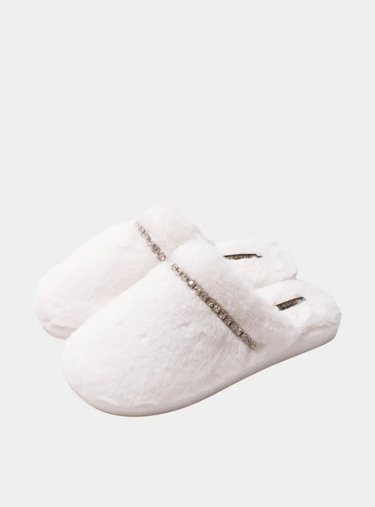 Gia in White Pretty You London