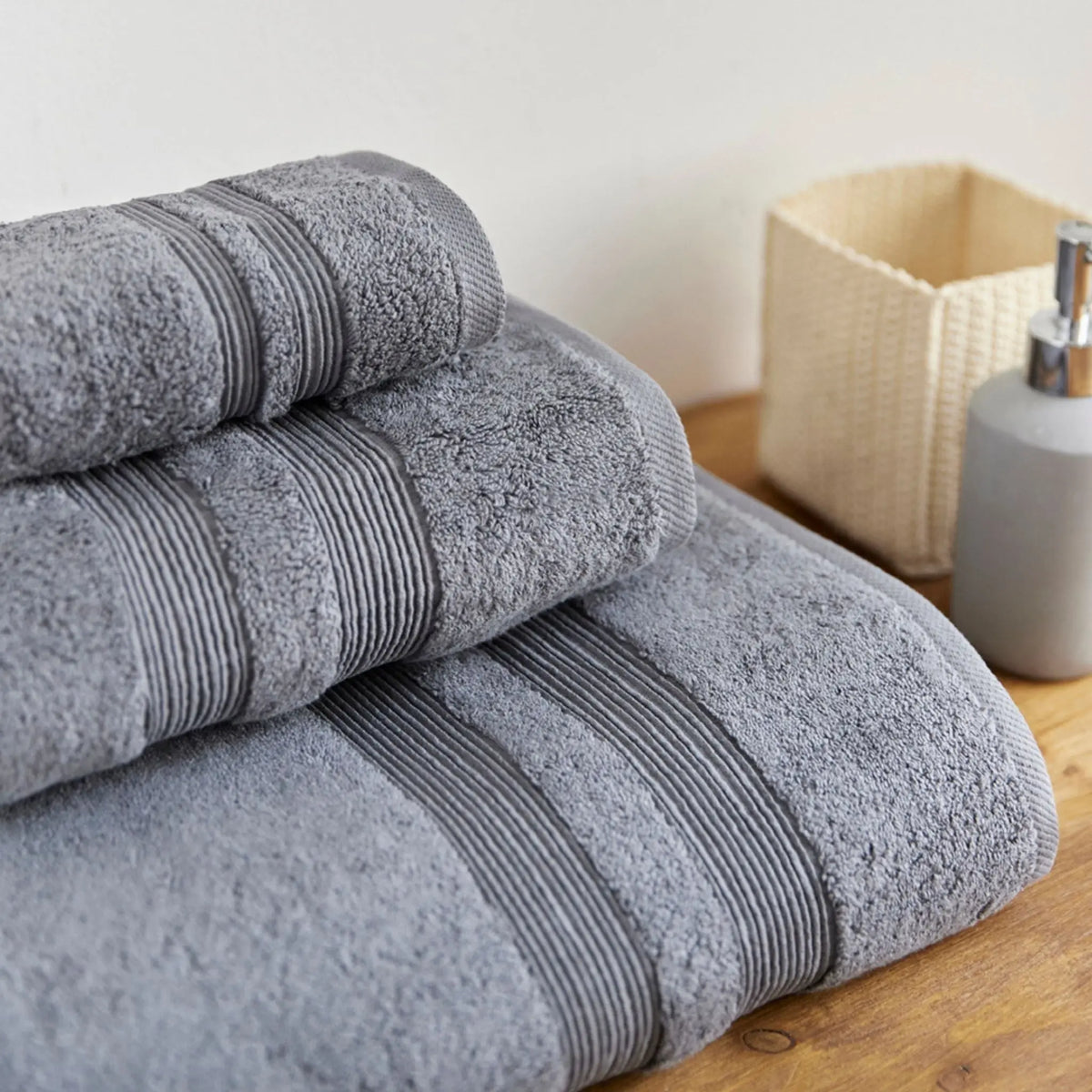 Grey Elegance Bath Towels Torres Novas UK