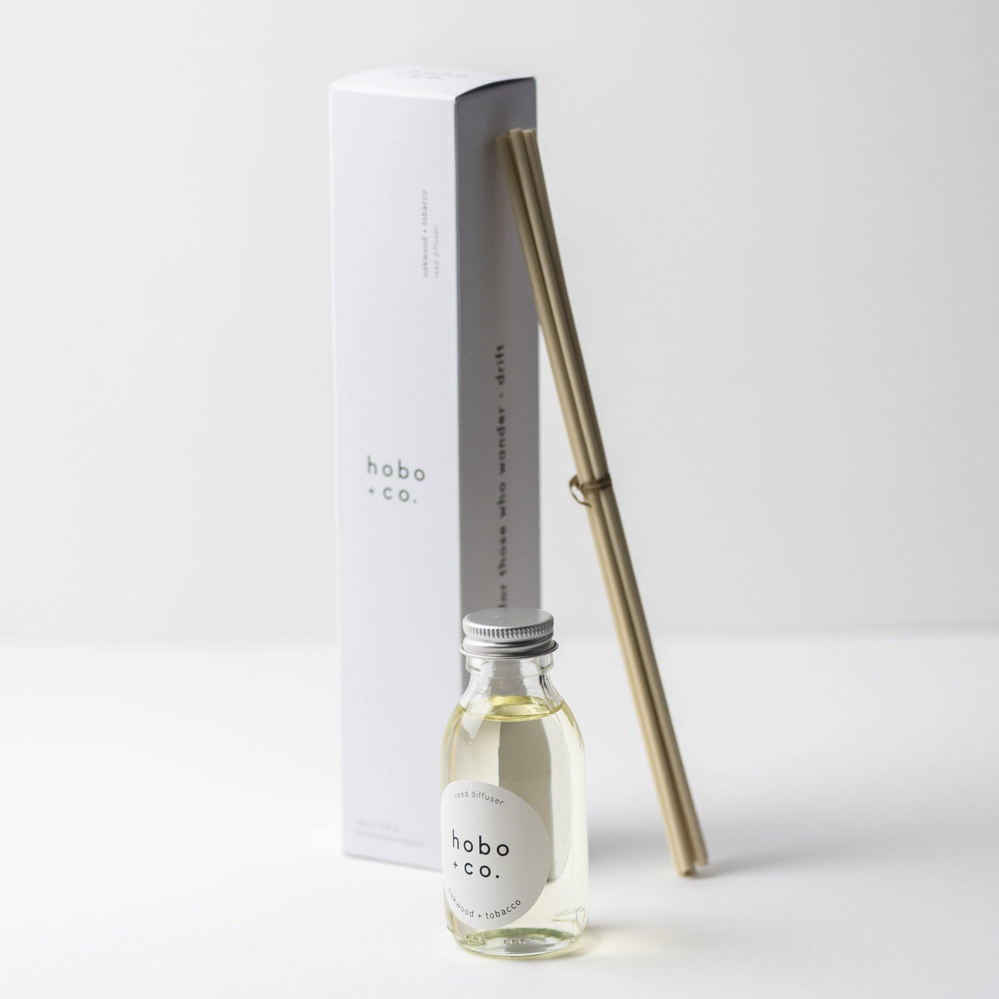 Oakwood and Tobacco Reed Diffuser hobo + co.