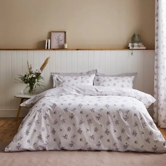 Hailey Ditsy Mauve Duvet Cover and Pillowcase Set Dunelm