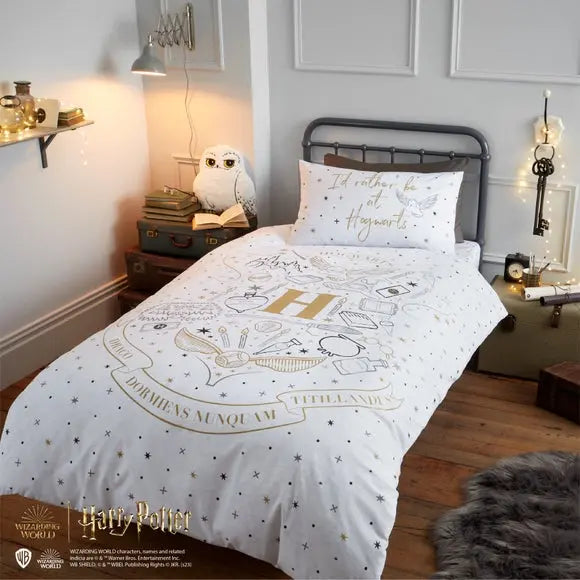 Harry Potter Hogwarts White Duvet Cover and Pillowcase Set Dunelm
