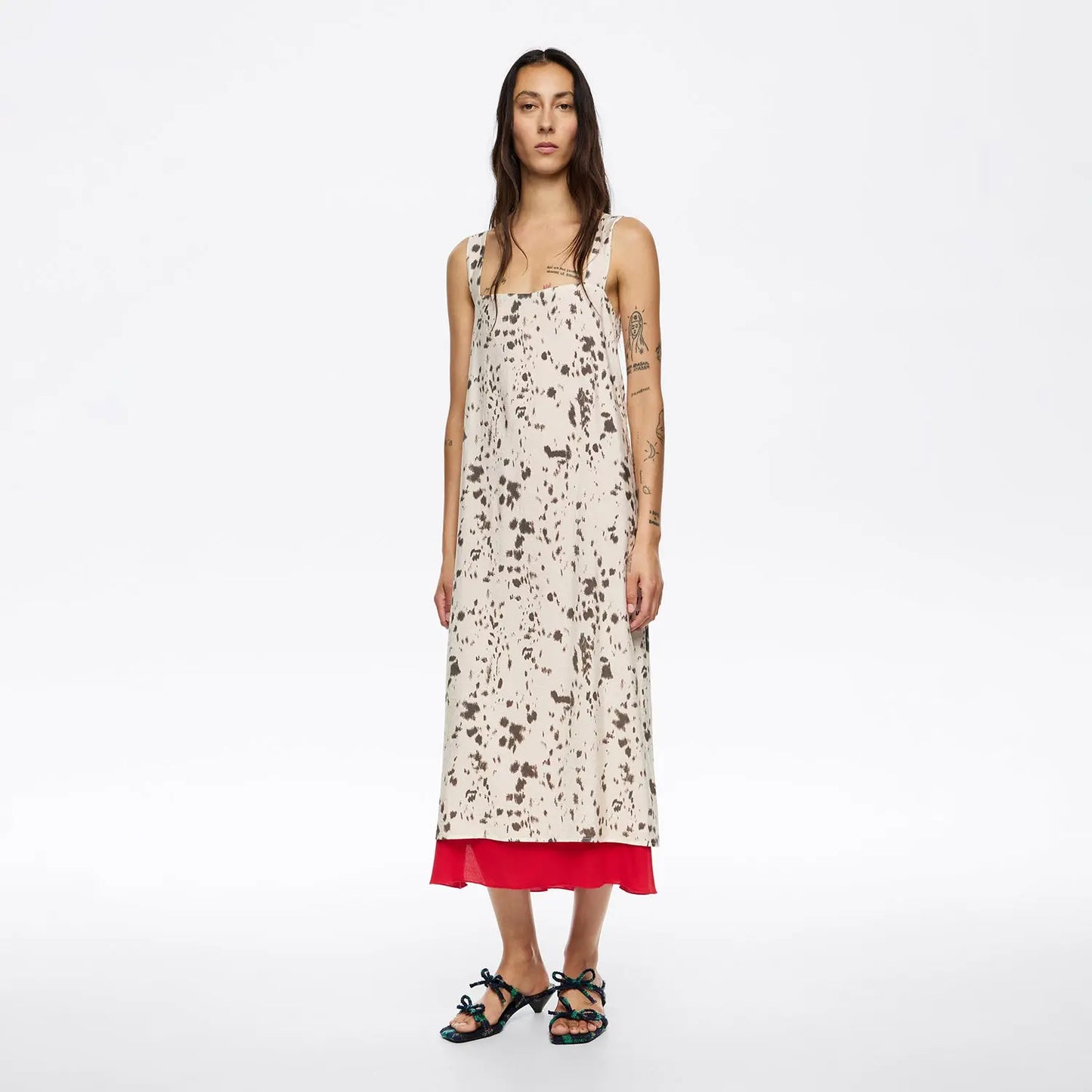 Ivory Lynx contrast hem straight cut dress Bimba y Lola UK