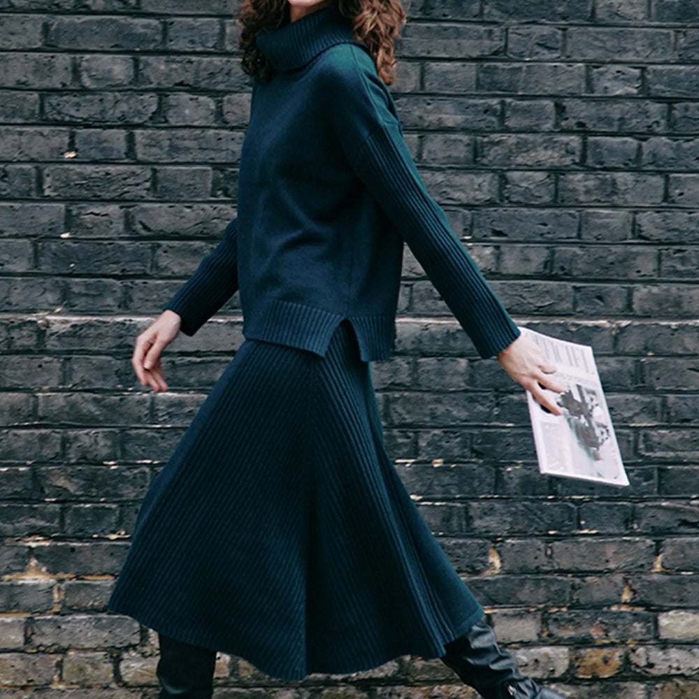 Knitted A-Line Midi Skirt With Ribbed Details Paisie