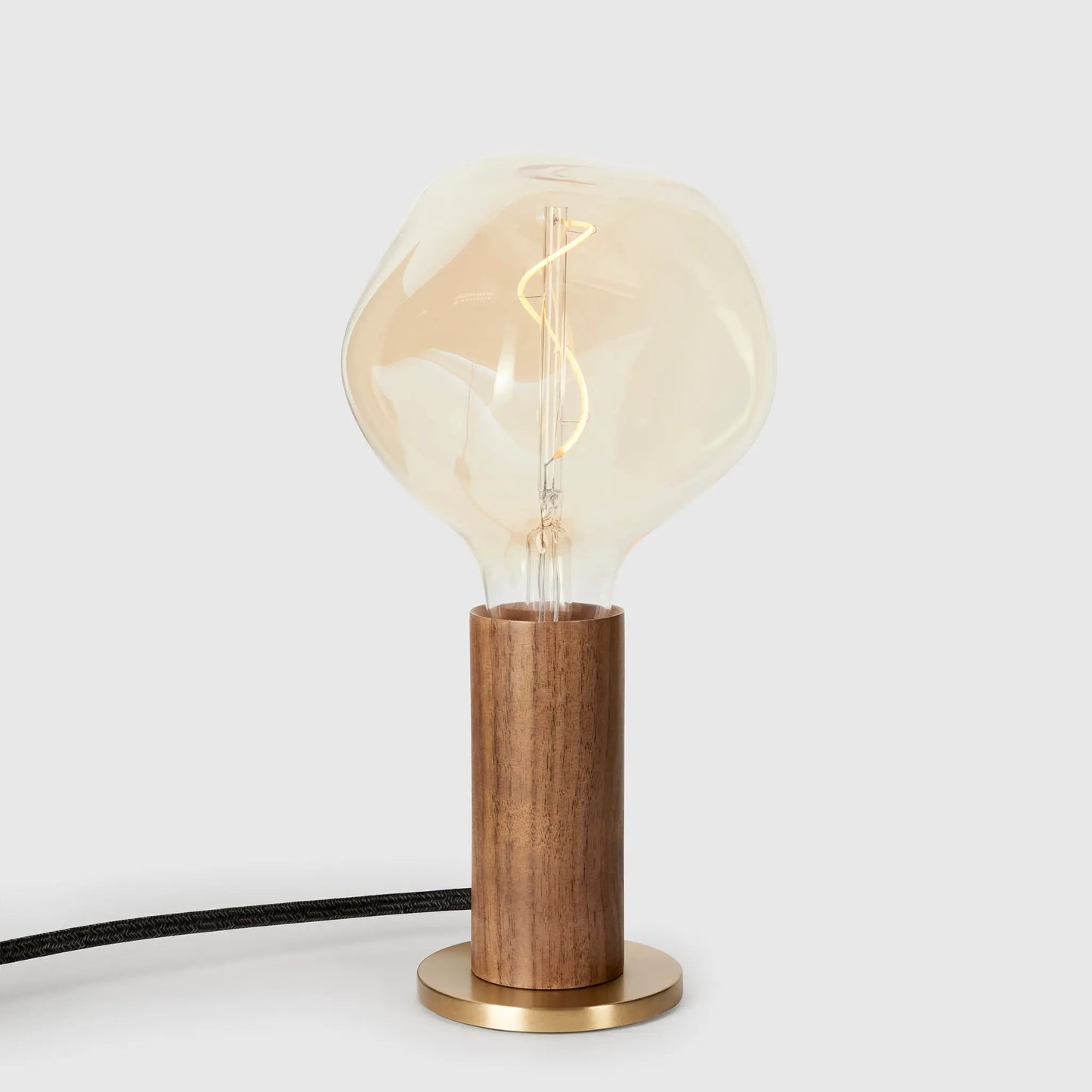 Knuckle Table Lamp in Walnut + Voronoi I Tala