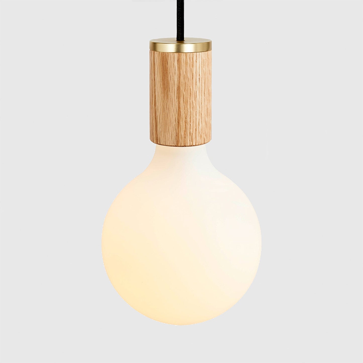 Porcelain III Pendant Light in Oak Tala