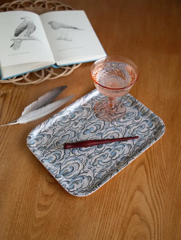 Kumo Clouds Tray Print~Sisters