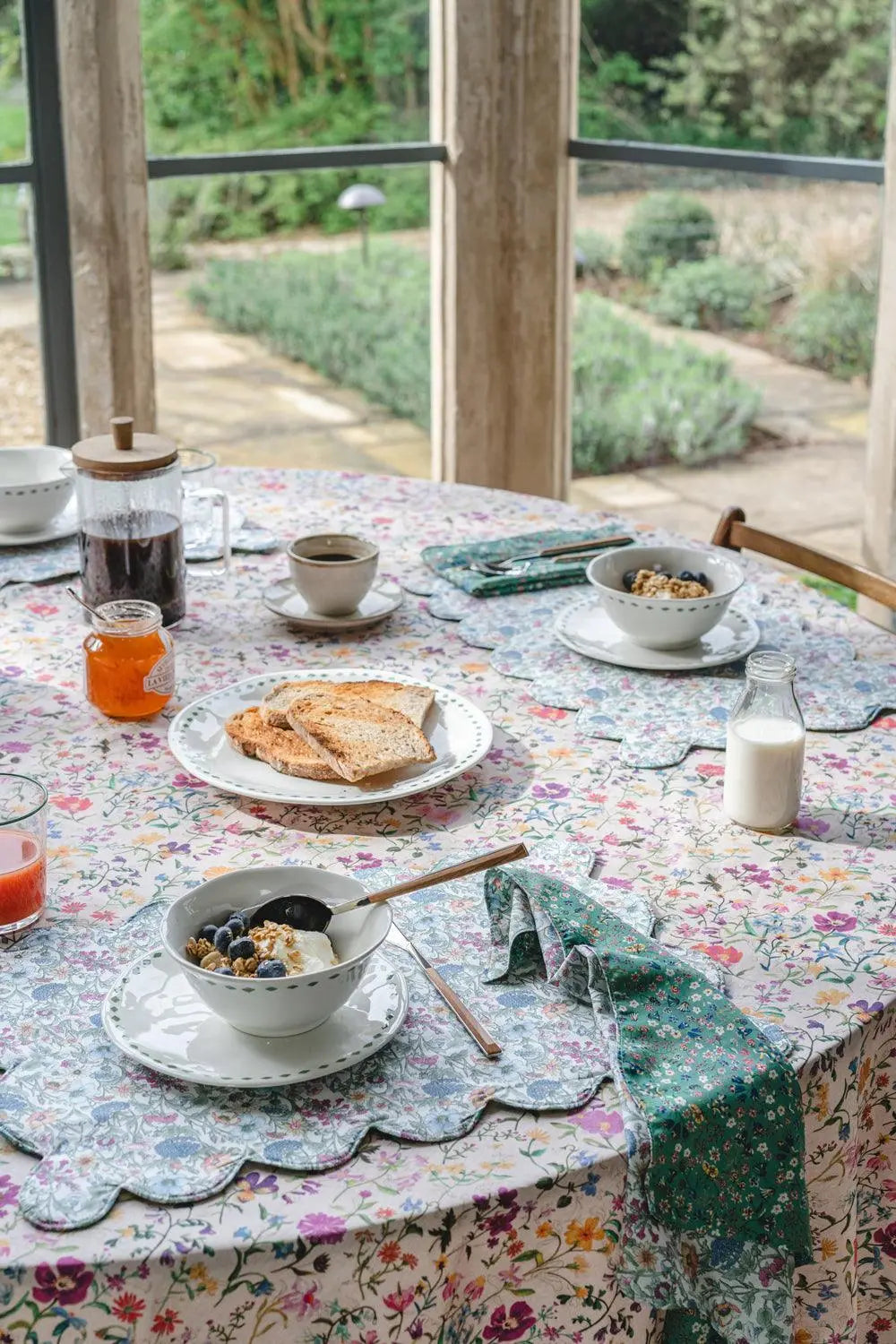 LINEN GARDEN Liberty Tablecloth Coco & Wolf