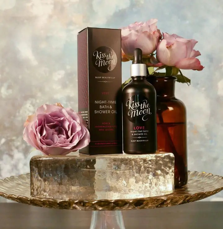 LOVE NIGHT-TIME BATH & SHOWER OIL | Relax with Rose & Frankincense Kiss the Moon