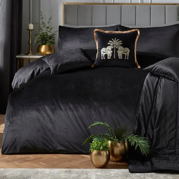 Laurence Llewelyn-Bowen Montrose Duvet Cover and Pillowcase Set Dunelm