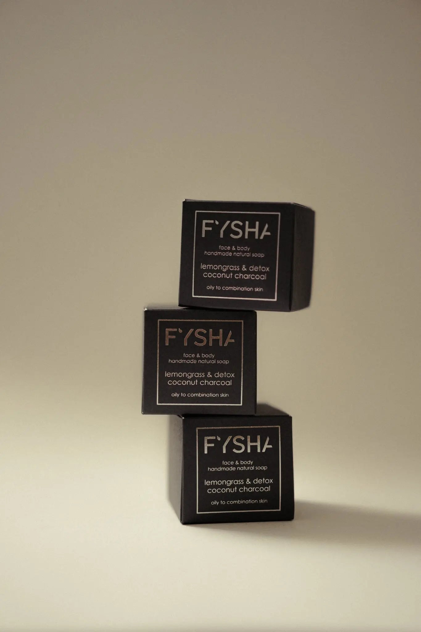Lemongrass & Coconut Charcoal Solid Vegan Cleanser FYSHA
