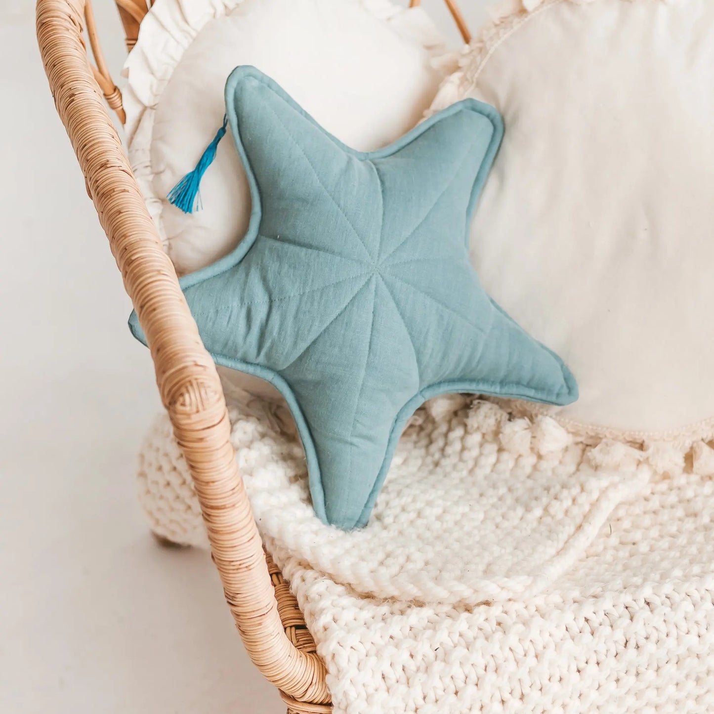 Linen Sea Star Pillow – Mint Throw Pillow for Coastal & Beach Decor MINICAMP