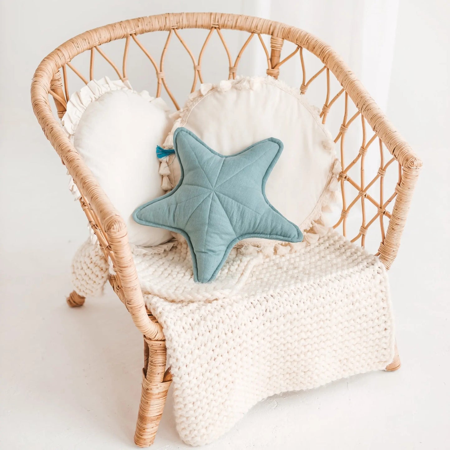 Linen Sea Star Pillow – Mint Throw Pillow for Coastal & Beach Decor MINICAMP