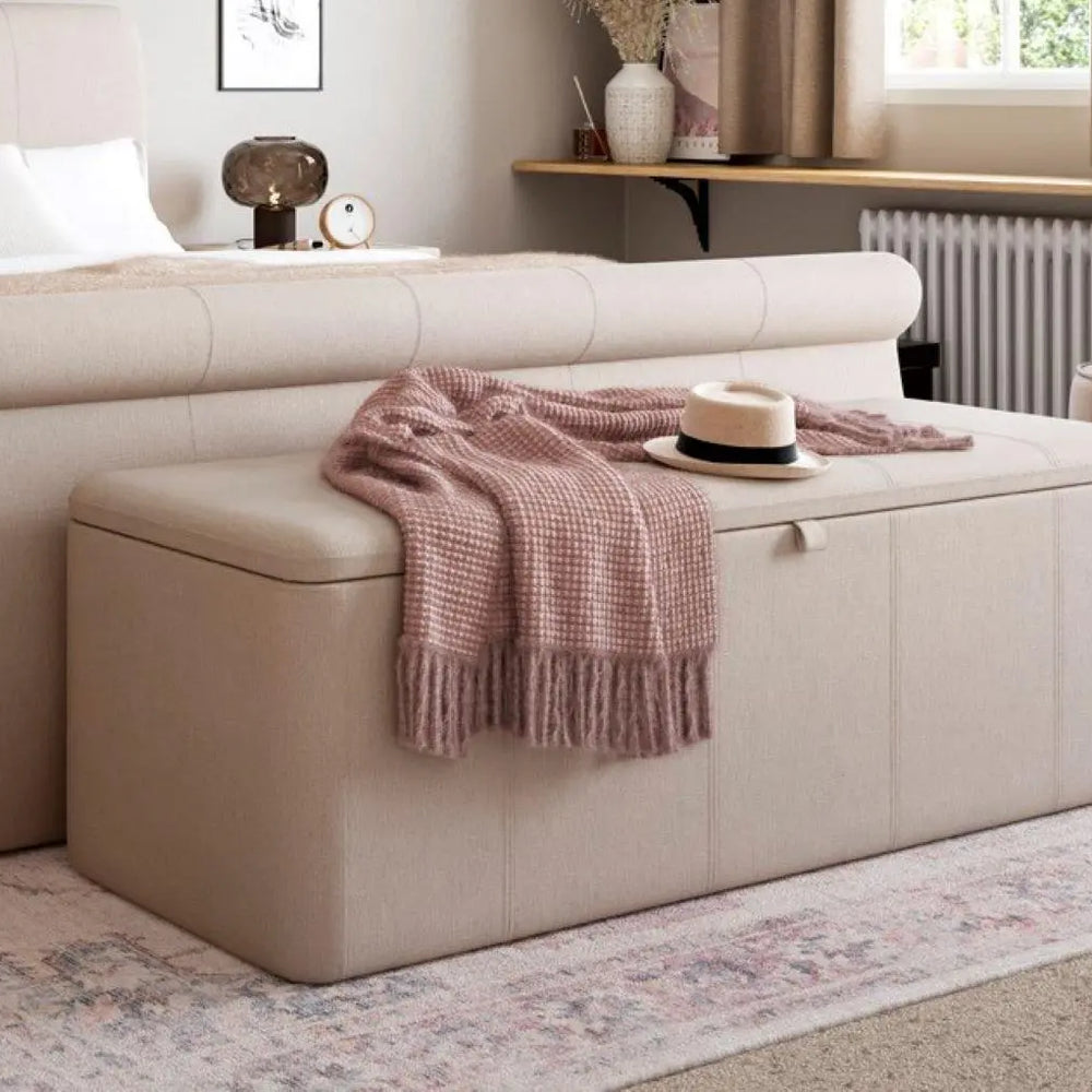 Lucia / Wilson Upholstered Blanket Box - Cream Dreams