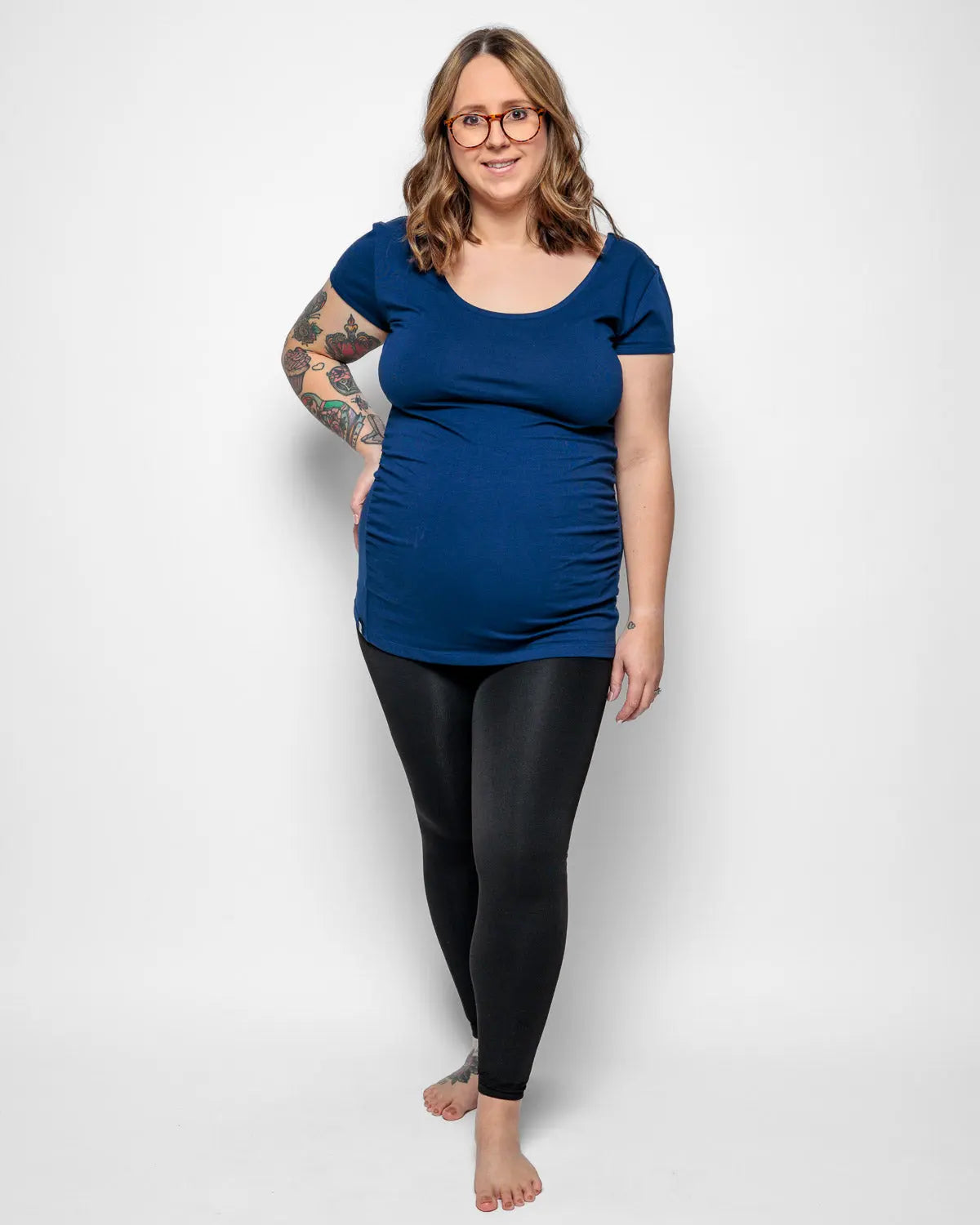 MATERNITY SHORT SLEEVE TSHIRT IN NAVY Bshirt