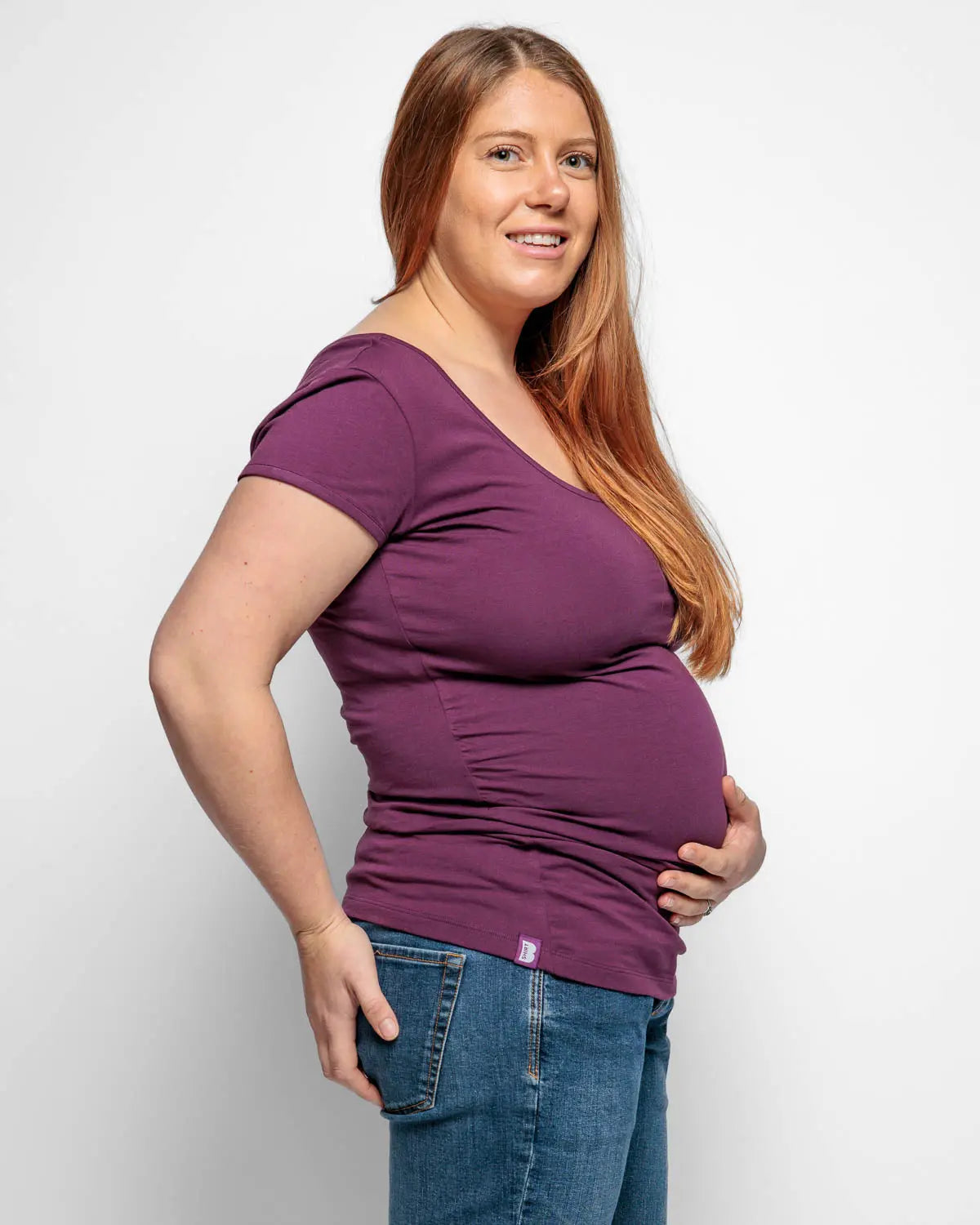 MATERNITY SHORT SLEEVE TSHIRT IN PLUM Bshirt