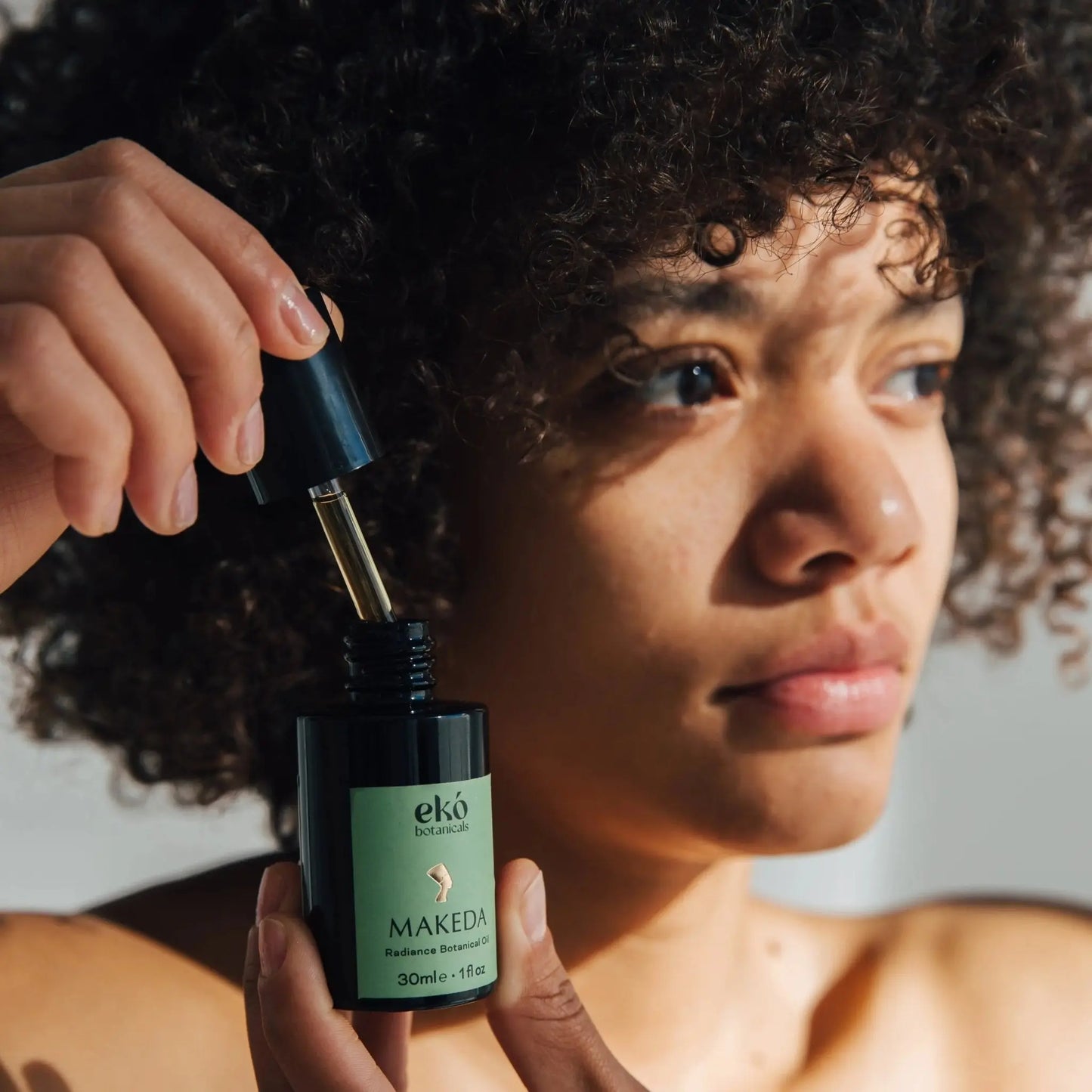 Makeda Radiance Ageless Botanical Oil EKÓ BOTANICALS