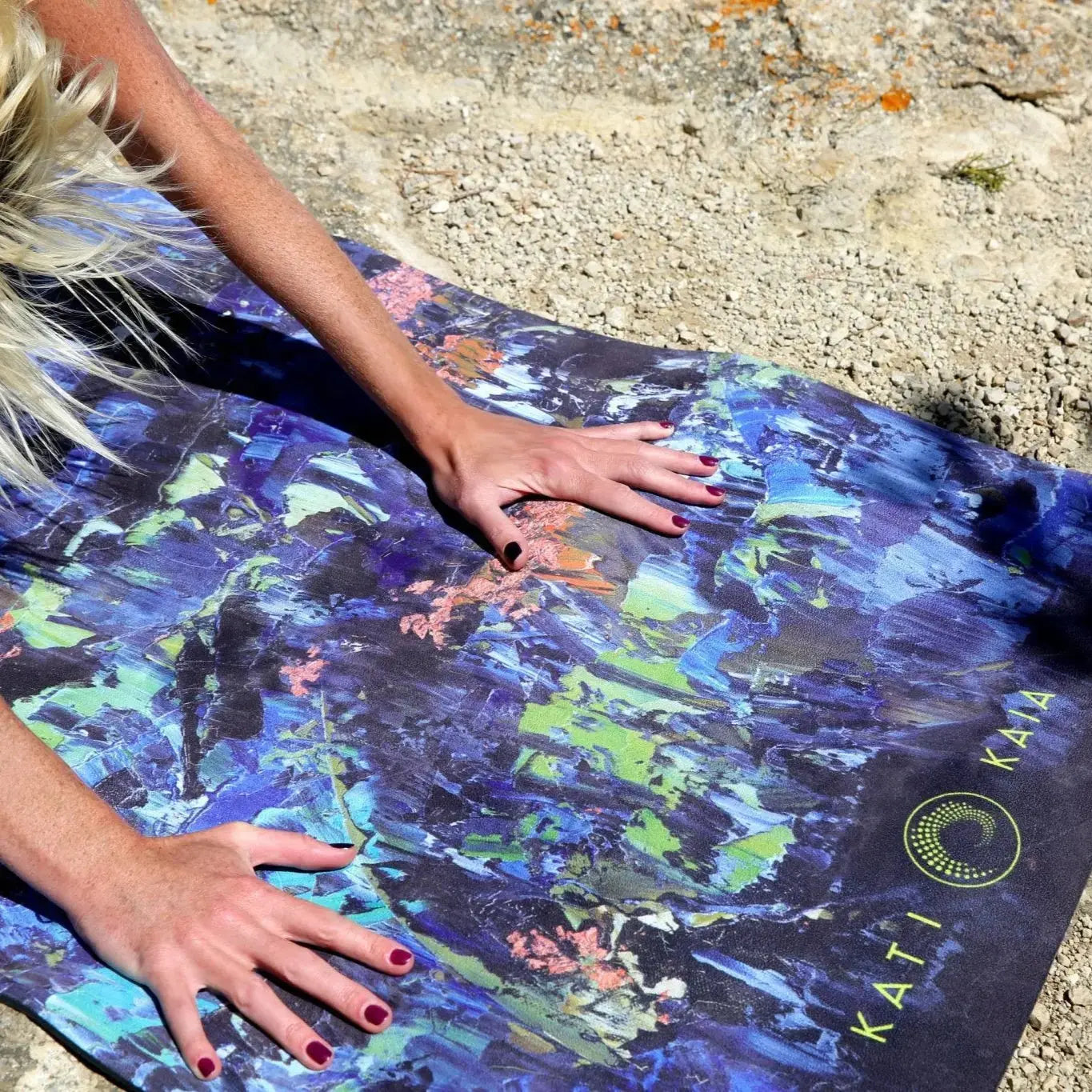 Melete Blue Artistry Gallery Mat Kati Kaia