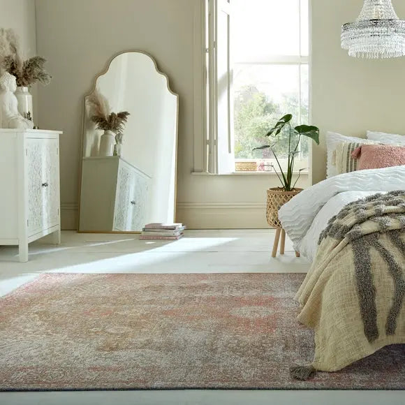 Mila Traditional Rug Dunelm