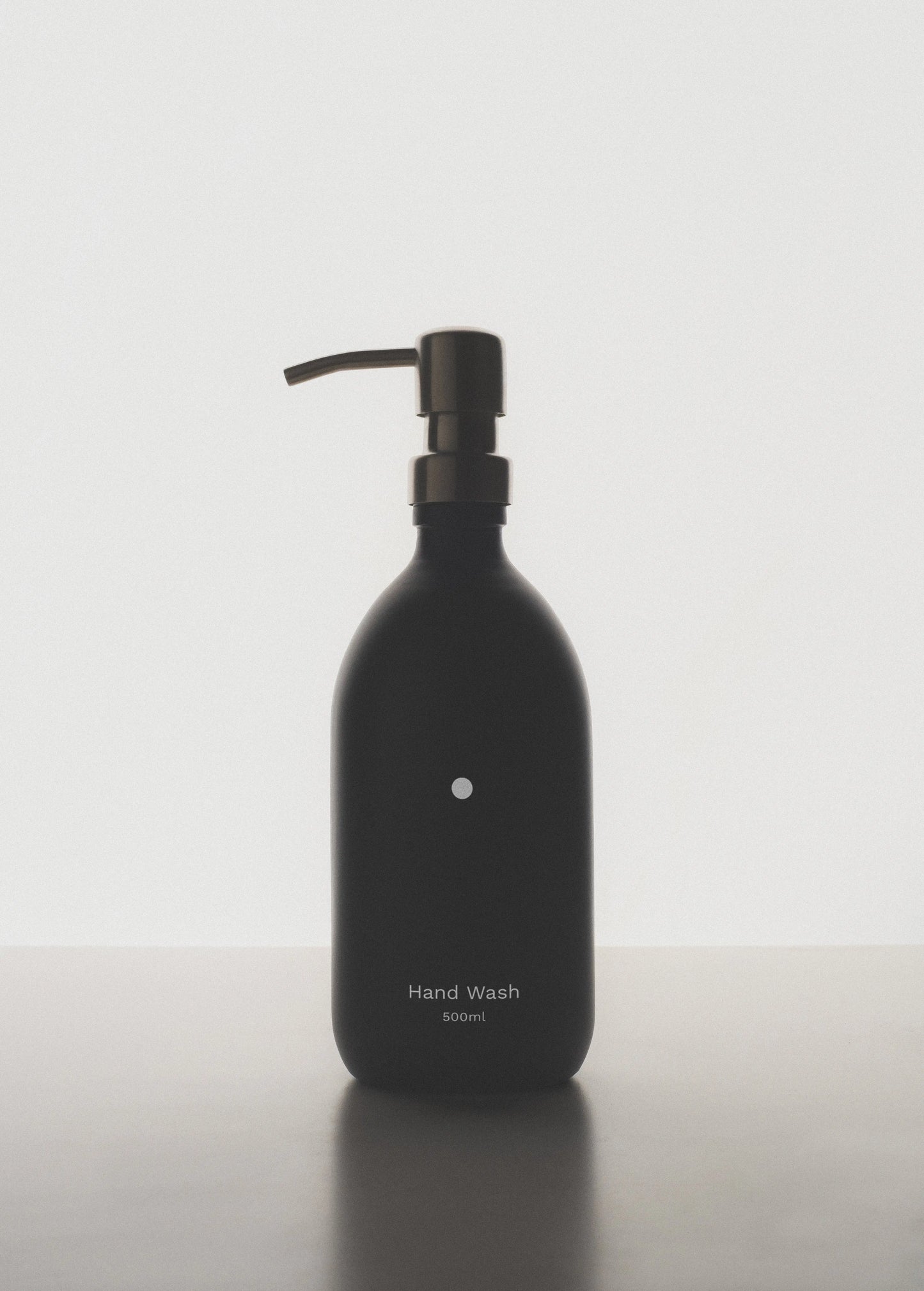 Minimal Black Soap Dispenser Kuishi