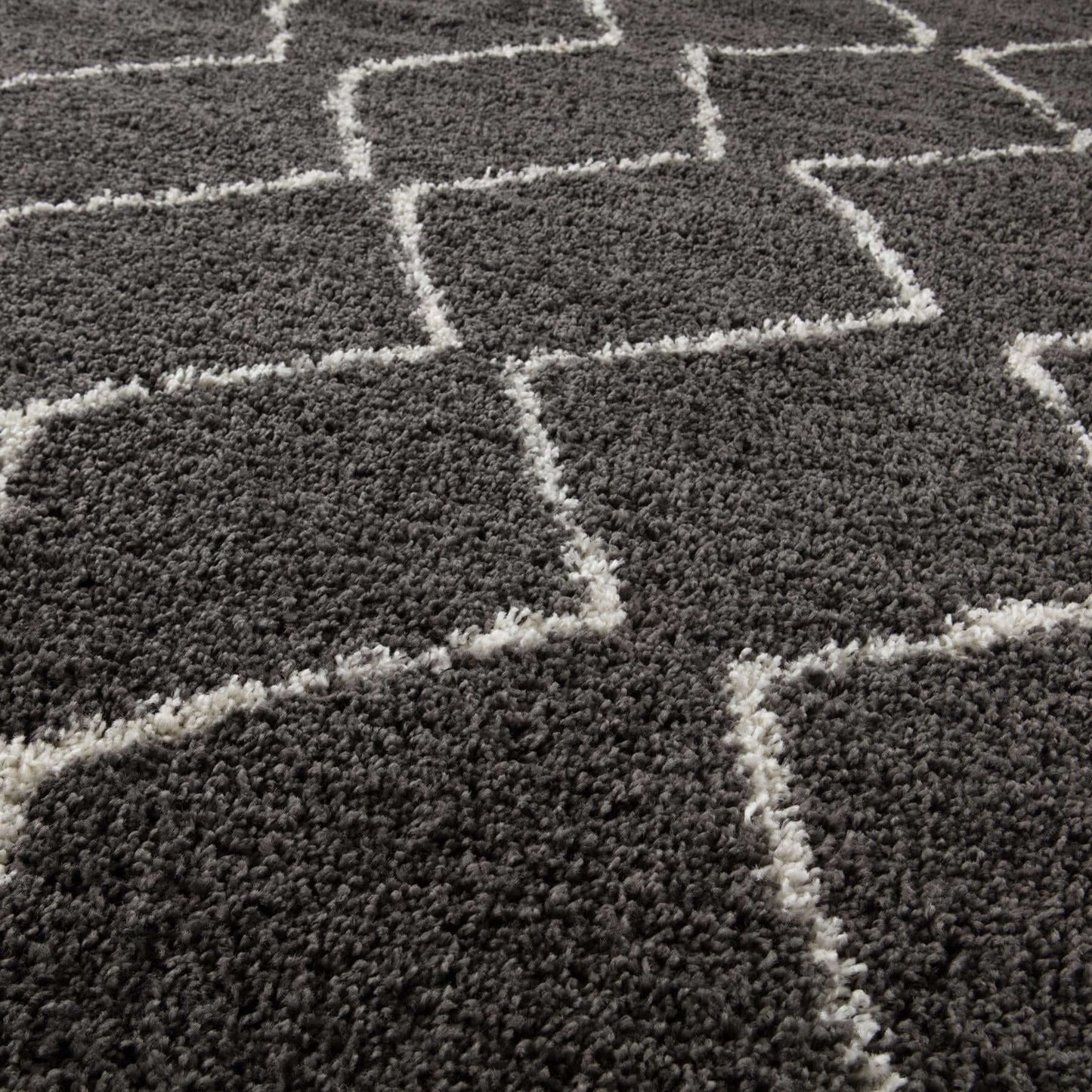 Moroccan Dark Grey Shaggy Rug | 840 The Rugs