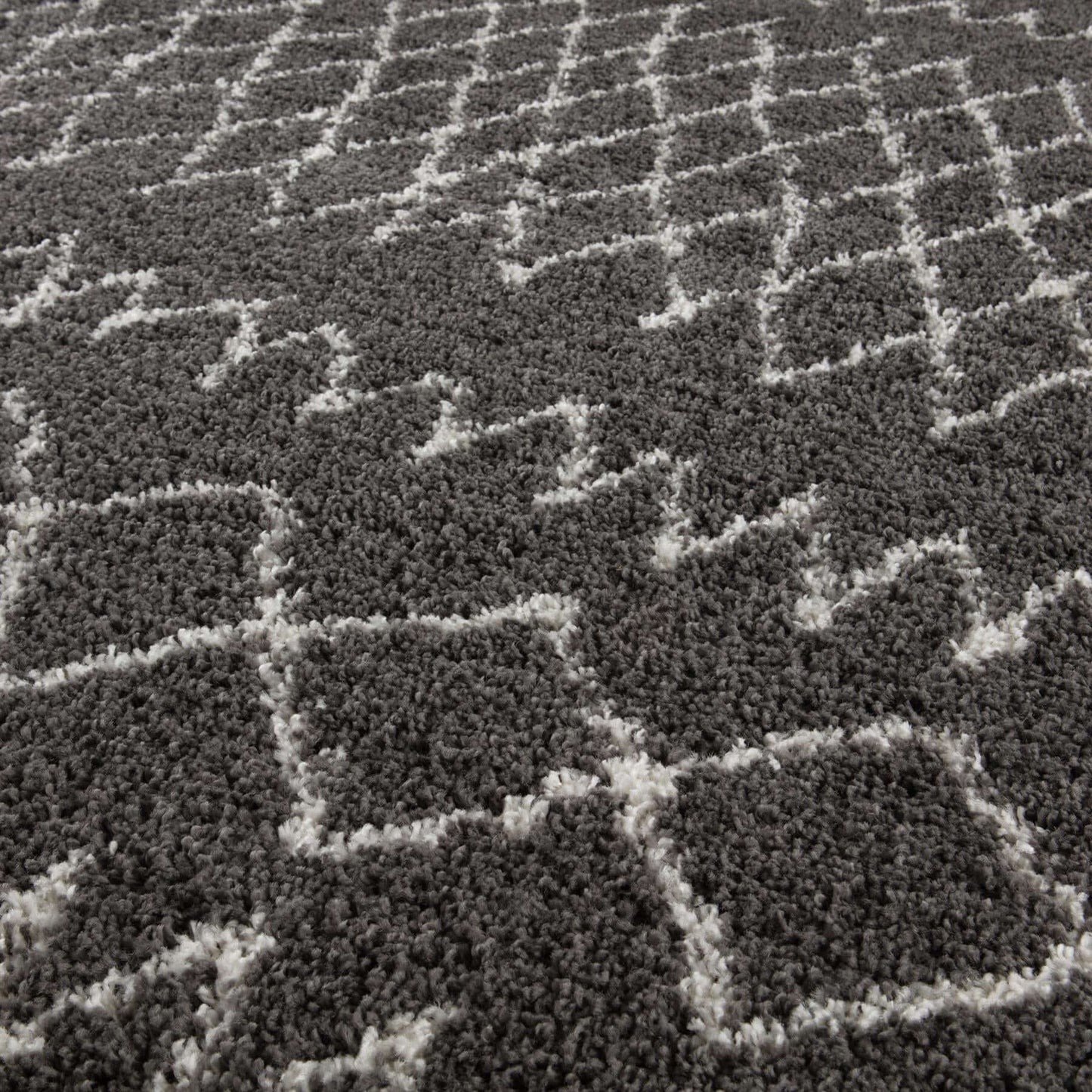 Moroccan Dark Grey Shaggy Rug | 940 The Rugs