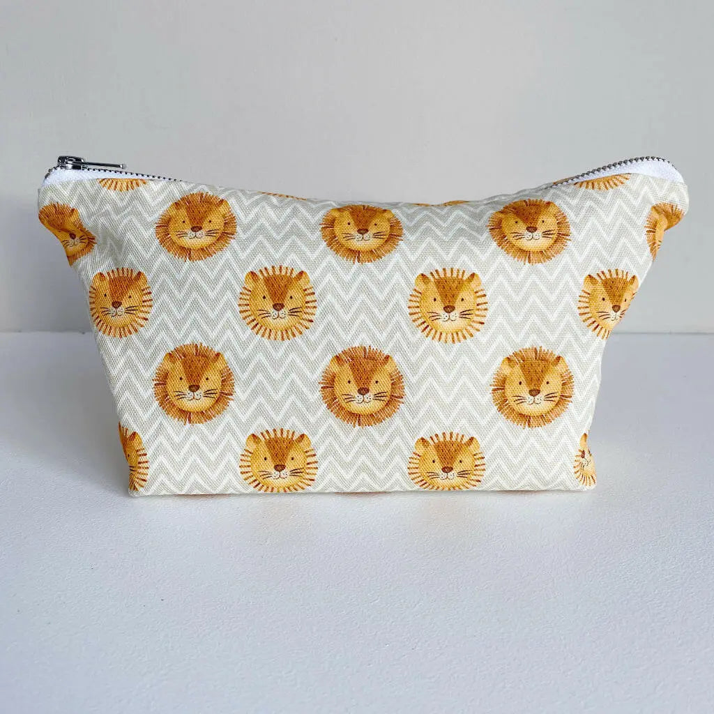 Nappy Wallet - Leo Lion Print Bobbin and Bumble