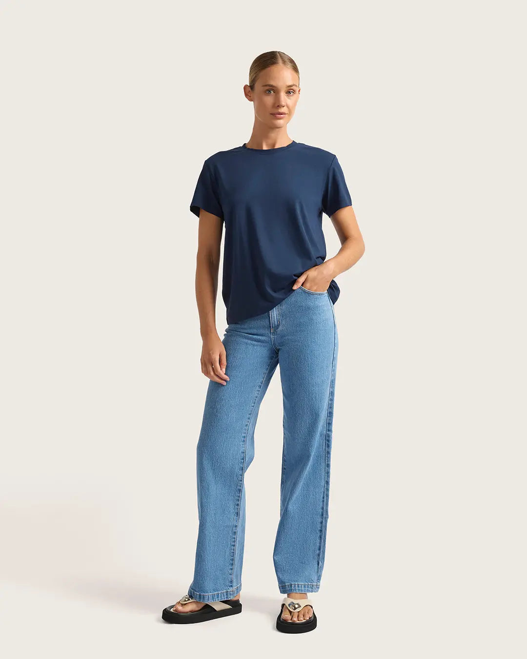 Navy Women's Classic Crew Neck T-Shirt Boody