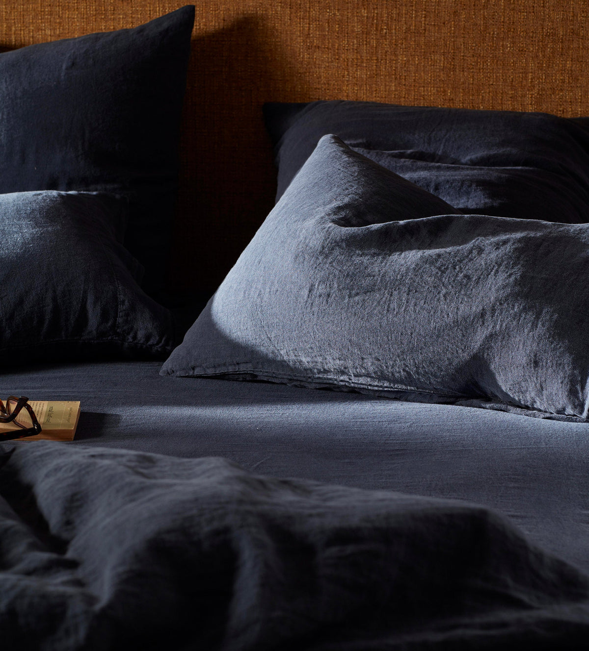 Navy Blue 100% Linen Pillowcase - The Secret Linen Store