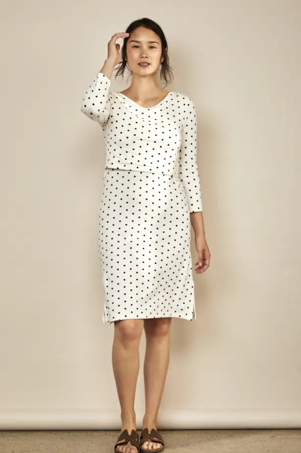 Nursing dress in White/Black Spots Bshirt