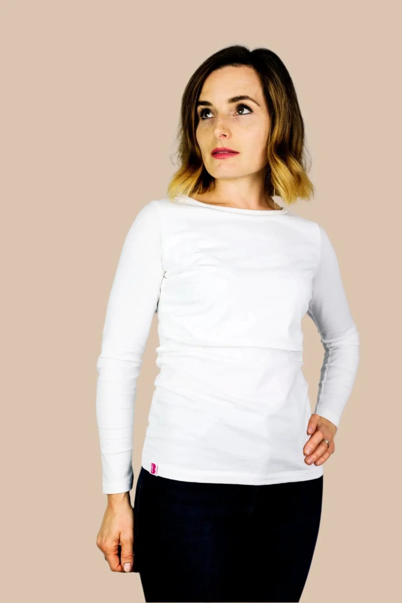 Nursing long sleeve t-shirt (with lace) in White Bshirt