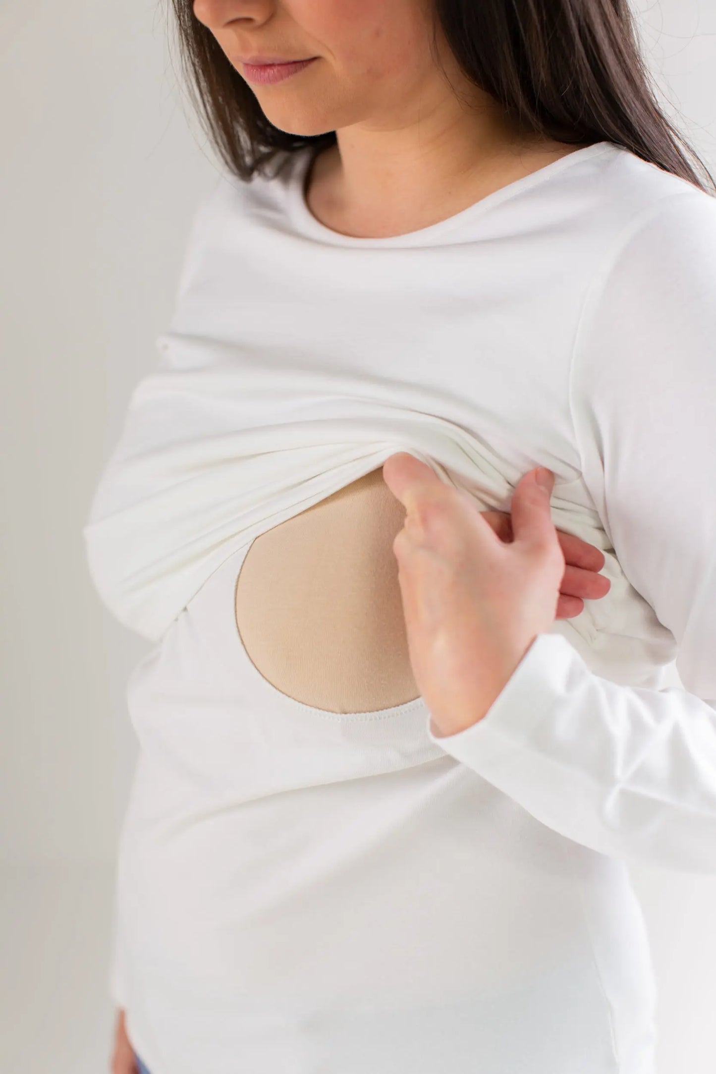 Nursing long sleeve t-shirt in White Bshirt