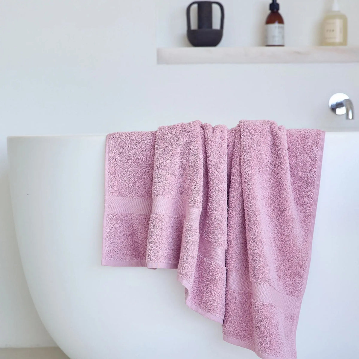 Old pink Almonda Bath Towels Torres Novas UK