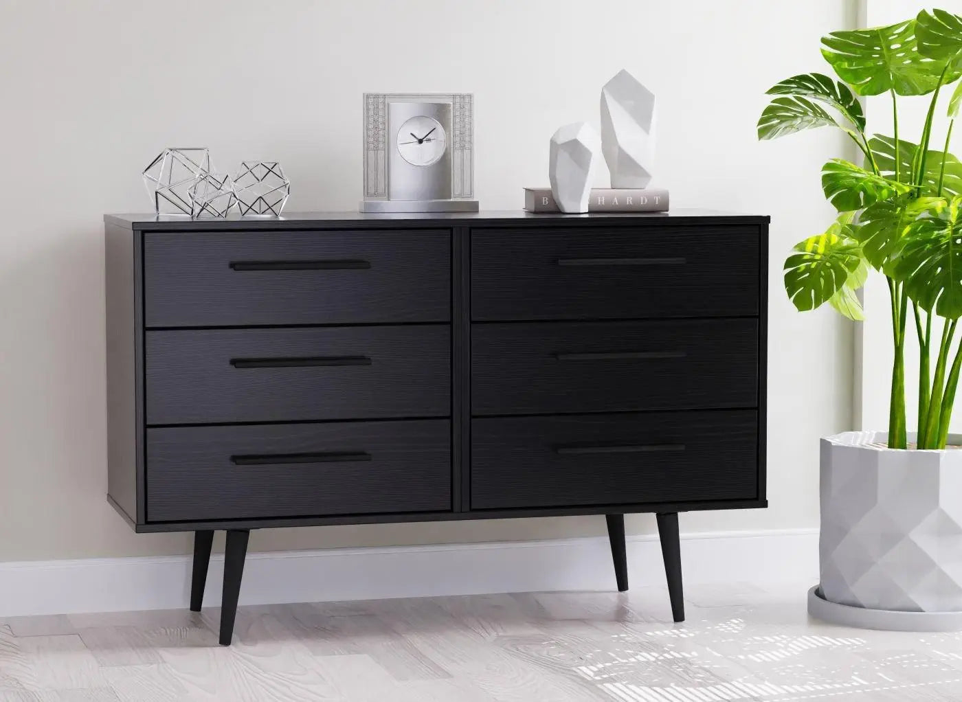 Oregon 6-Drawer Chest - Black Dreams