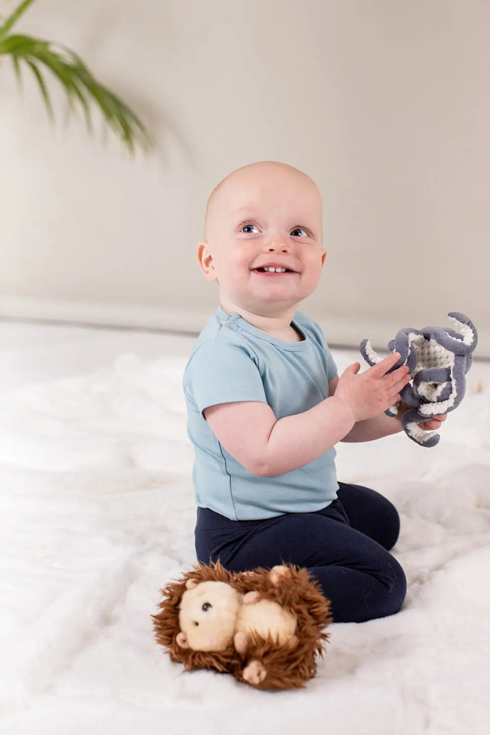 Organic Cotton Leggings in Navy Bshirt