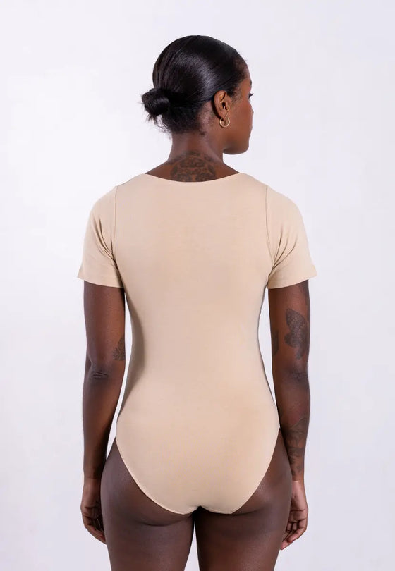 Organic Cotton V-Neck Bodysuit, Oat Pantee
