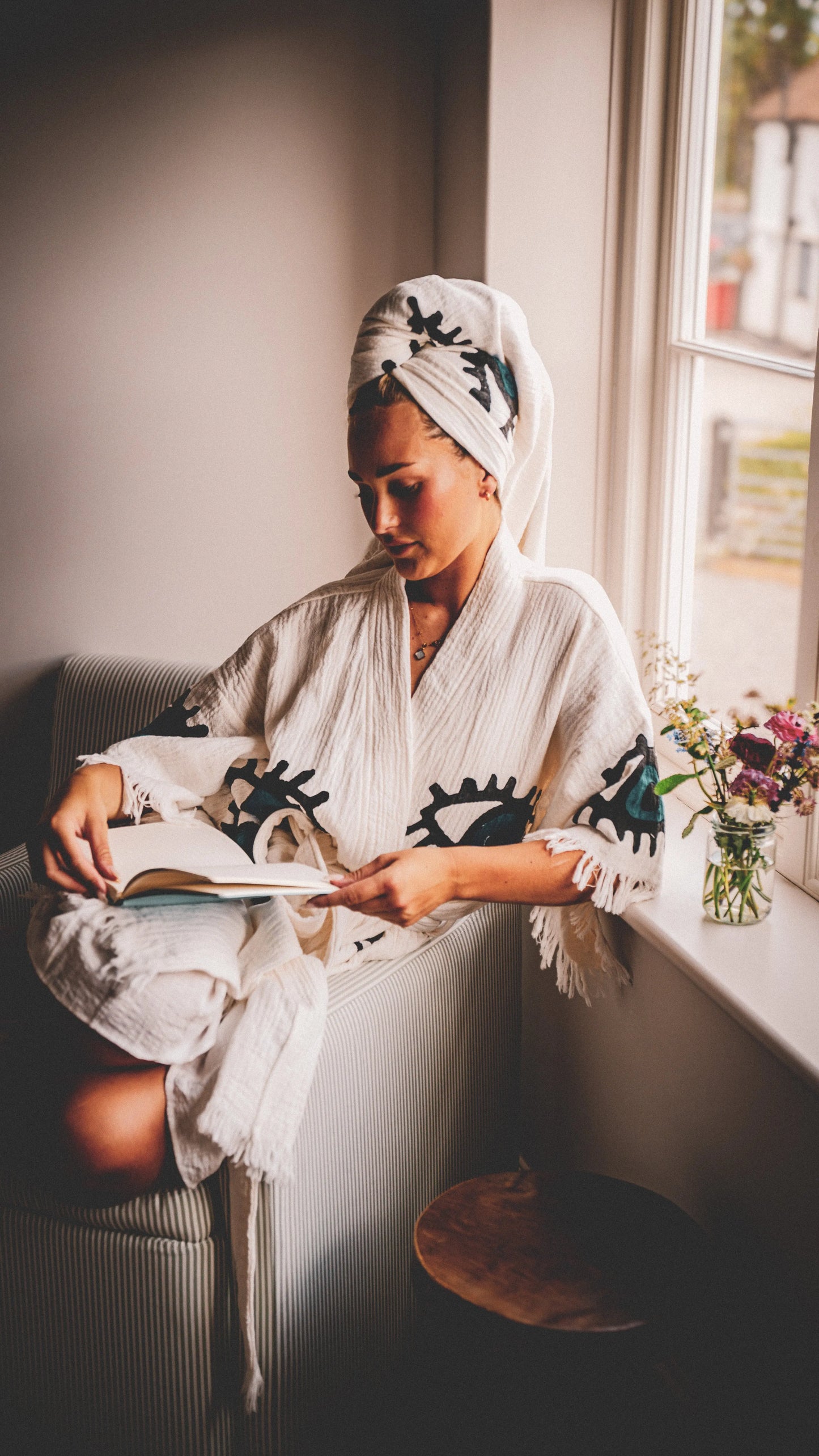 Organic Kimono in White with Dark Blue & Black Eye: Short Loome Lifestyle