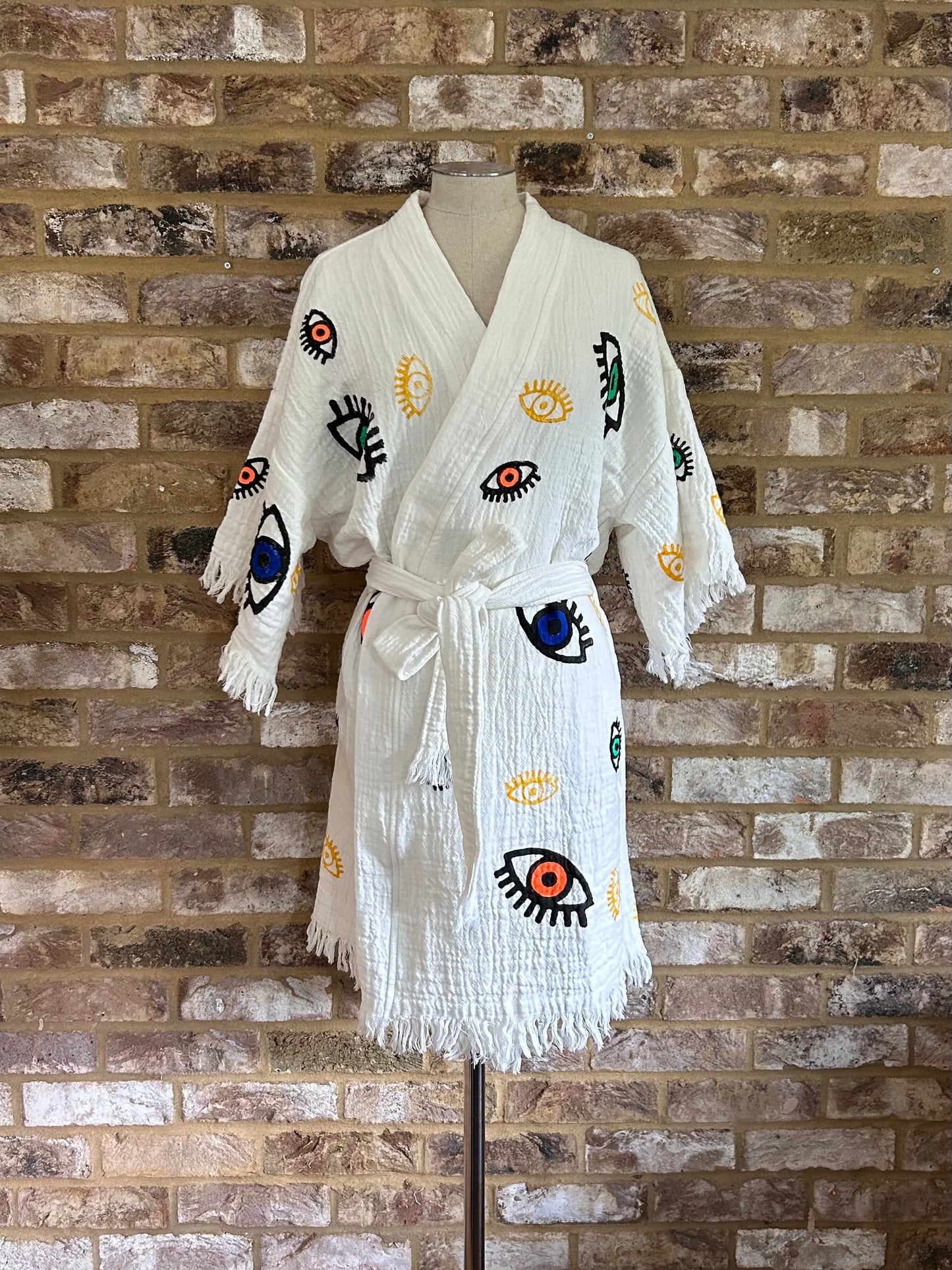 Organic Kimono in White with Mini Eye: Short Loome Lifestyle