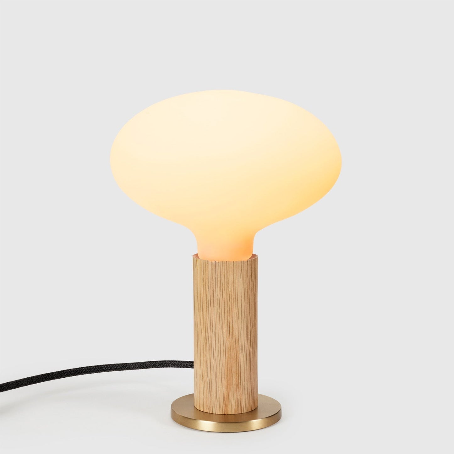 Knuckle Table Lamp in Oak + Oval Dim to Warm Tala