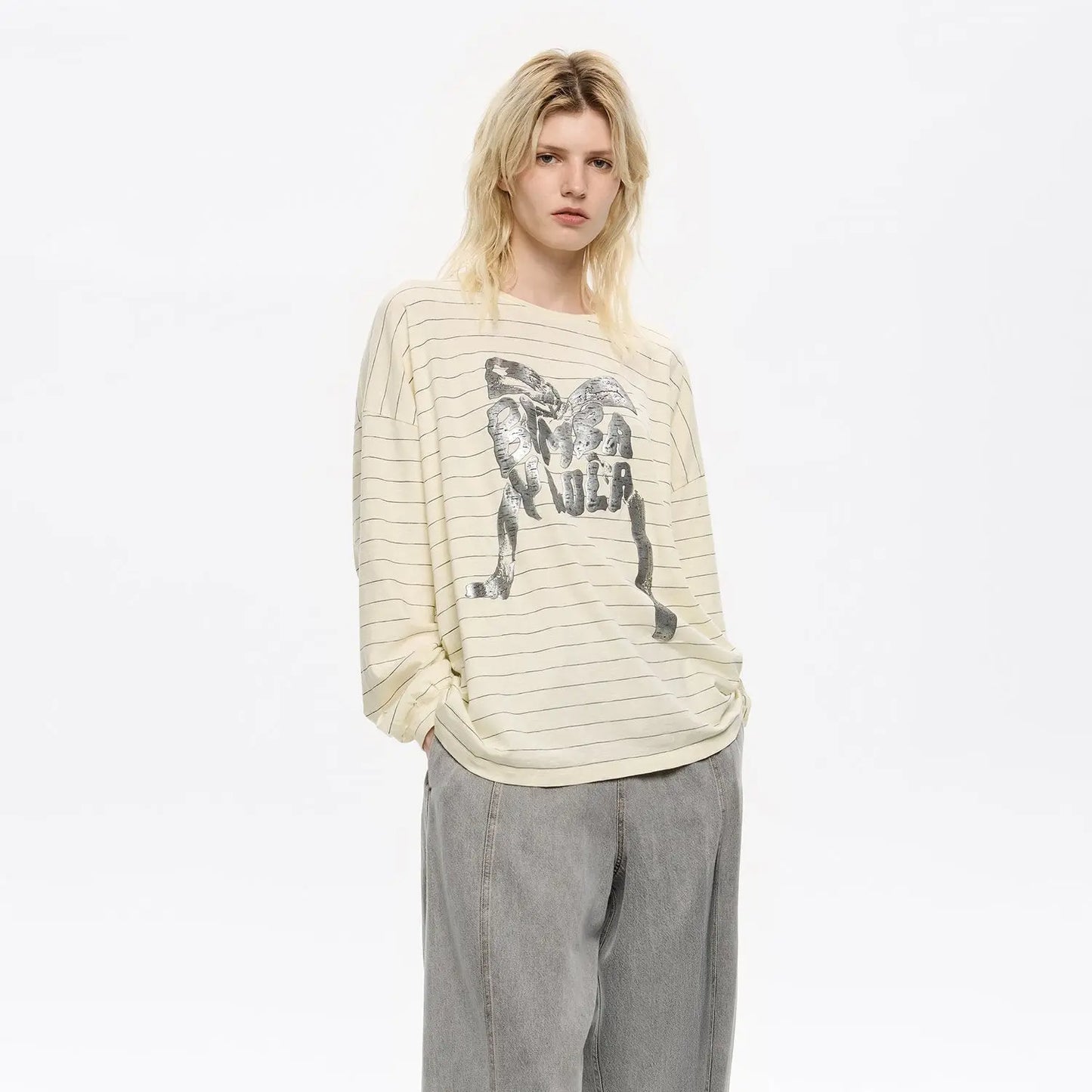 Oversize vanilla logo tie T-shirt Bimba y Lola UK